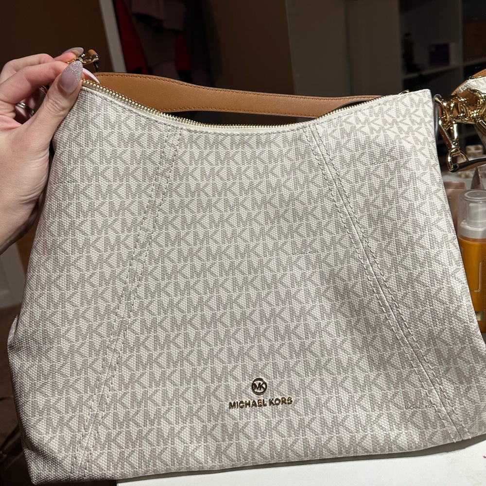 Women’s Michael Kors white and brown tote
